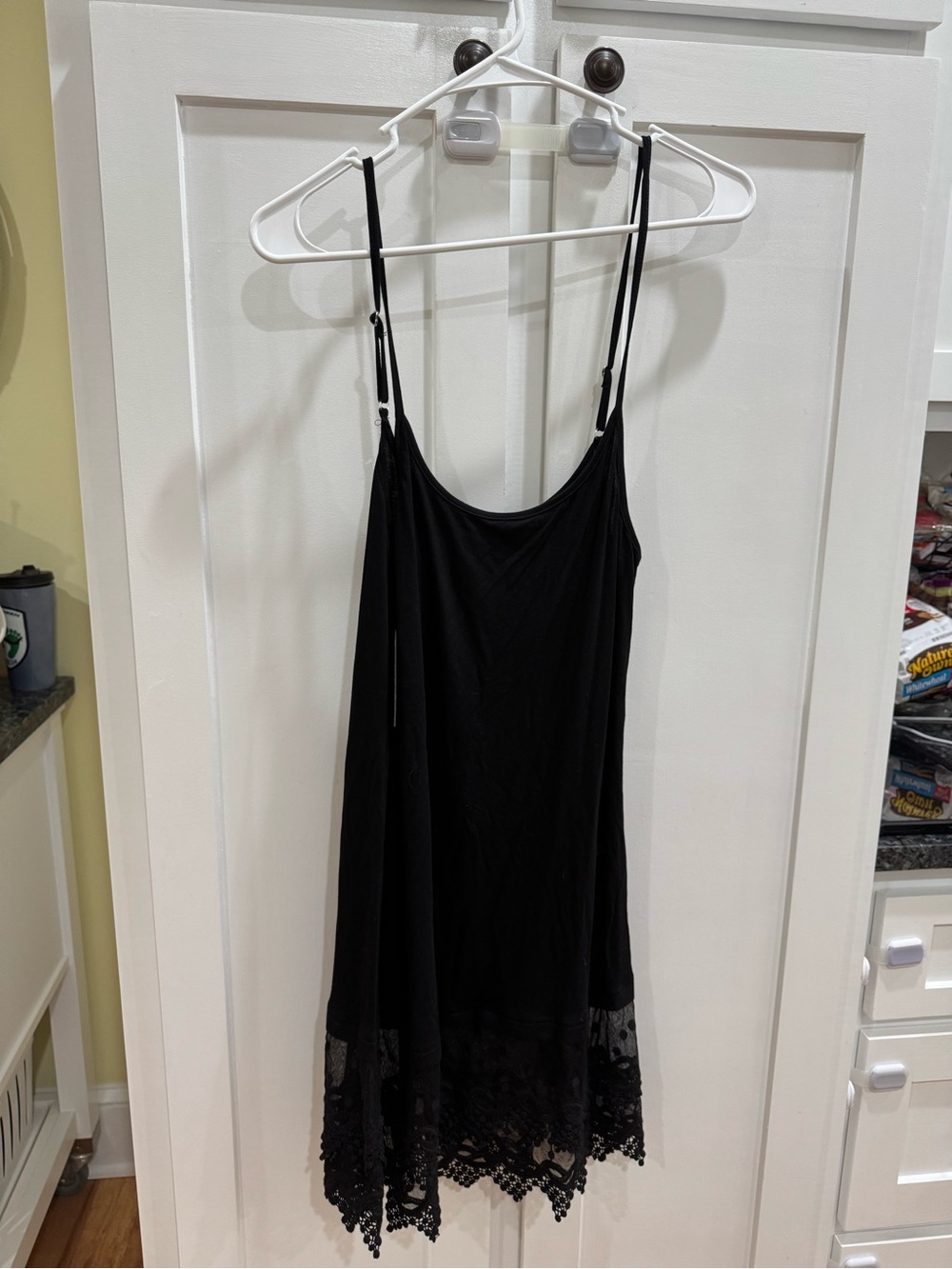 Black Slip with Lace Hem/ White